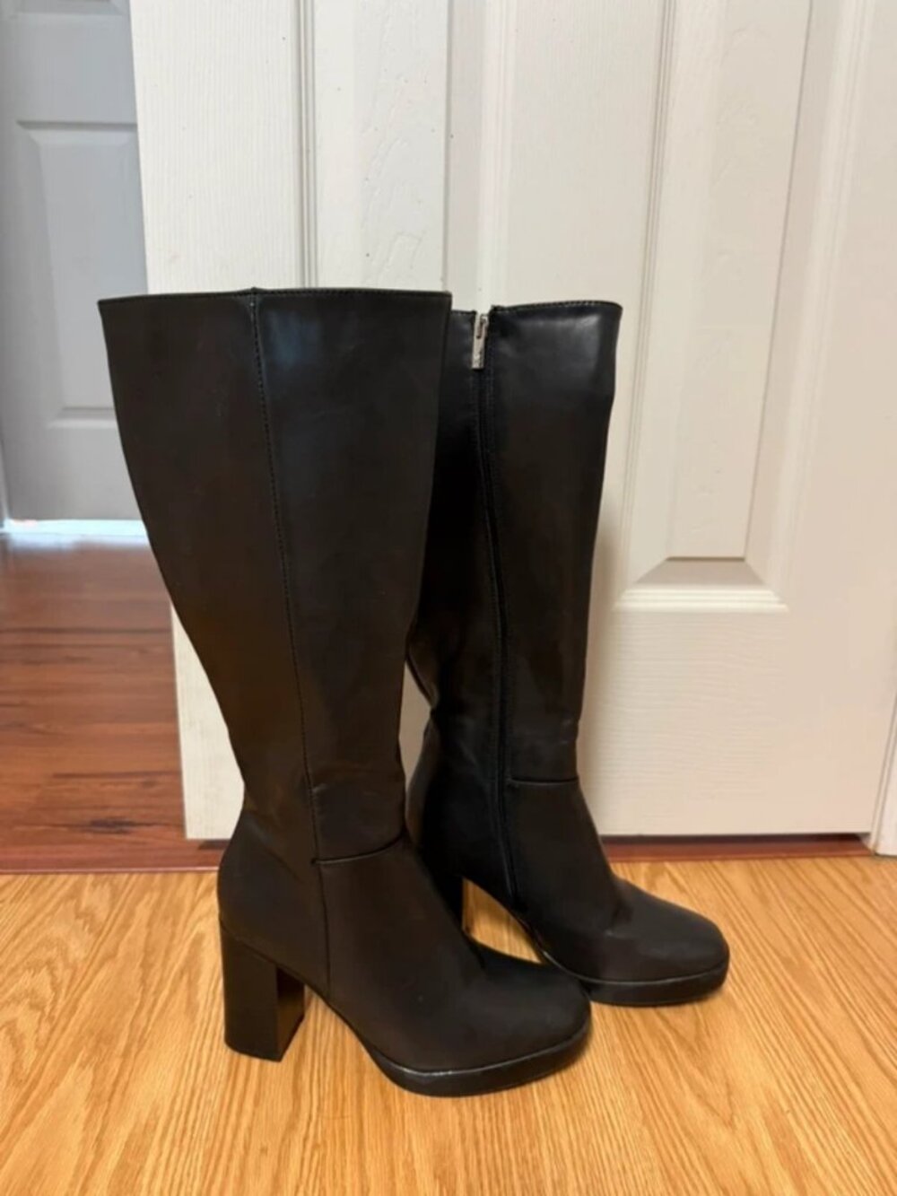 Black Knee-high Heeled Boots 8